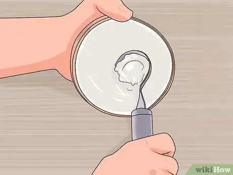 Imagen titulada Make Virgin Coconut Oil Step 2