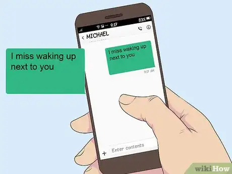 Imagen titulada Keep the Passion in a Long Distance Relationship Step 1