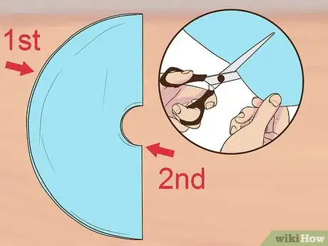 Imagen titulada Make a Christmas Tree Skirt Step 13