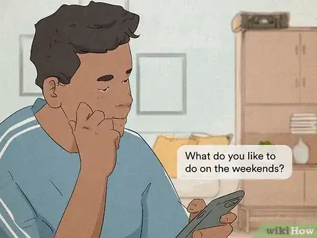 Imagen titulada Persuade a Girl over Text Step 3