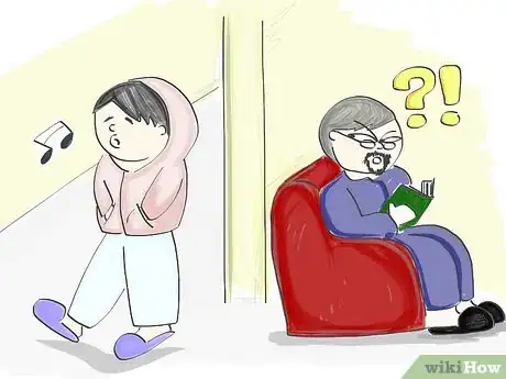Imagen titulada Sneak Food Into Your Room Step 4