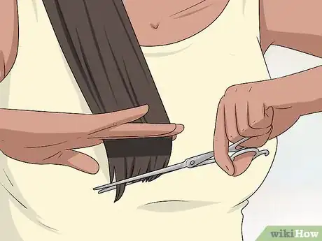 Imagen titulada Cut Hair Extensions Step 7