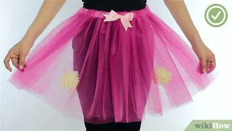 Imagen titulada Make a Tulle Tutu Step 16