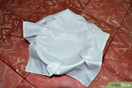 Imagen titulada Line the bowl with cheesecloth Step 1