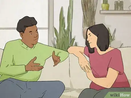 Imagen titulada Signs a Younger Man Likes an Older Woman Step 1