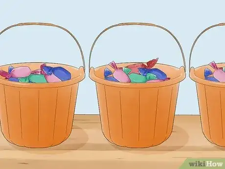 Imagen titulada Throw a Halloween Party Step 13