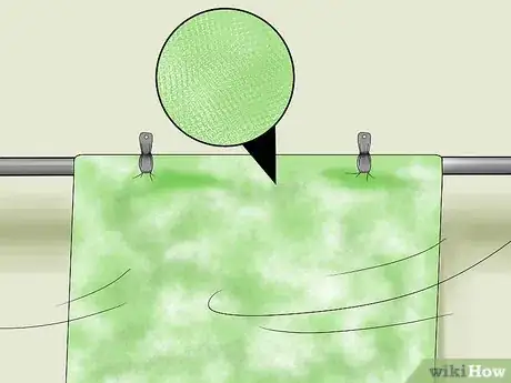Imagen titulada Remove Oil Stains from Carpeting Step 5