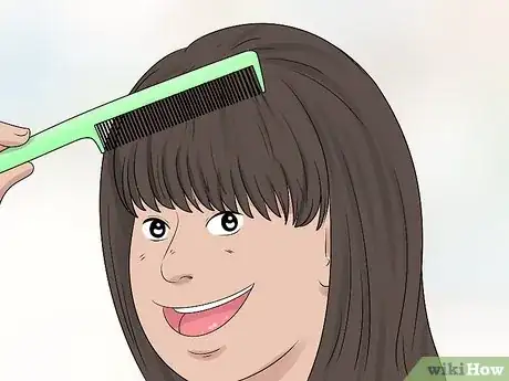 Imagen titulada Razor Cut Bangs Step 30