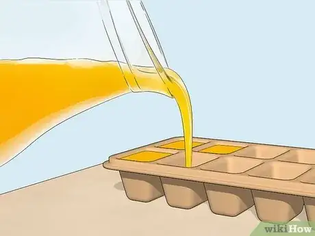 Imagen titulada Make Ice Cubes with an Ice Tray Step 8