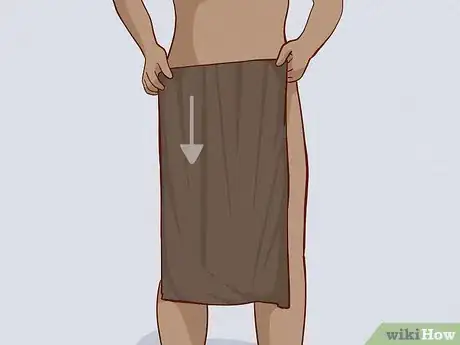 Imagen titulada Put on a Loincloth Step 5