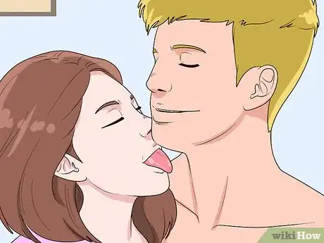 Imagen titulada Turn On Your Boyfriend Step 12