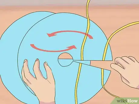 Imagen titulada Make a Christmas Tree Skirt Step 16