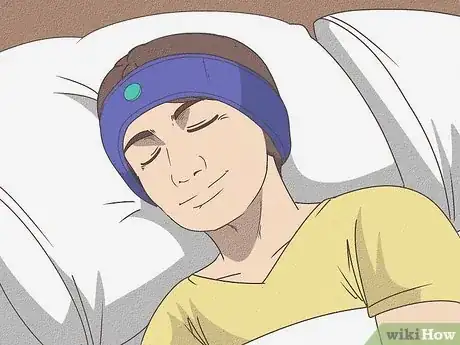 Imagen titulada Sleeping with Headphones Step 2