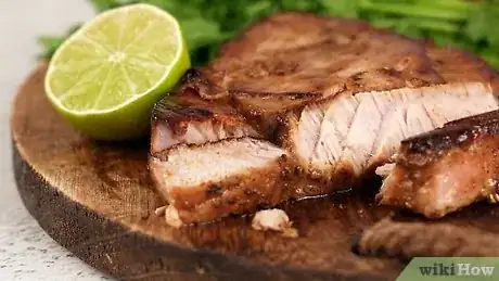 Imagen titulada Cook Frozen Tuna Steak Step 12