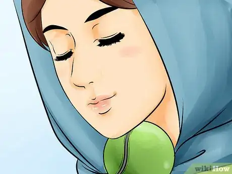 Imagen titulada Lessen a Double Chin Step 10