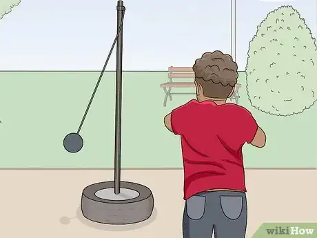 Imagen titulada Play Tetherball Step 1
