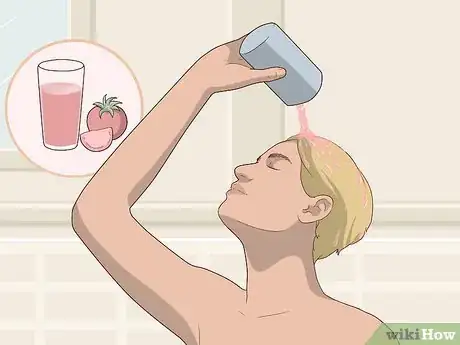 Imagen titulada Get Green out of Blonde Hair Step 10