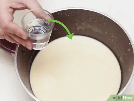 Imagen titulada Make White Hot Chocolate Step 12