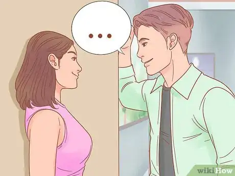 Imagen titulada Make the First Move Step 3