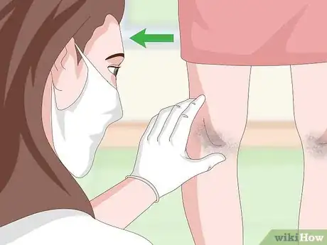 Imagen titulada Lighten Dark Knees Step 10