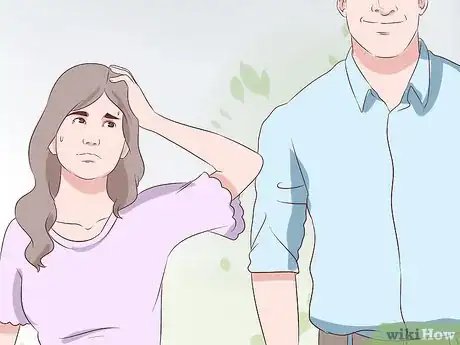 Imagen titulada Date a Short Guy As a Tall Girl Step 2