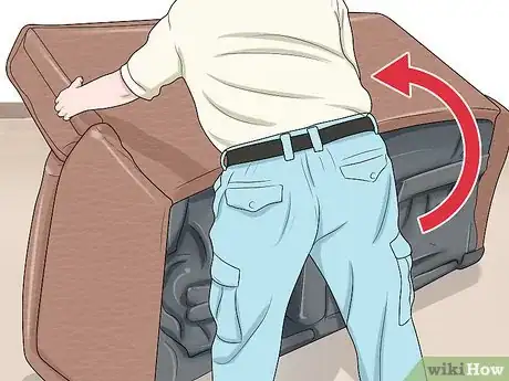 Imagen titulada Dismantle a Recliner Sofa Step 5