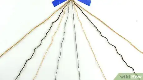 Imagen titulada Make a String Bracelet Step 11