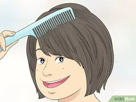 Imagen titulada Razor Cut Bangs Step 17