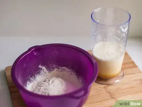Imagen titulada Make a Quick and Easy Cake Step 4