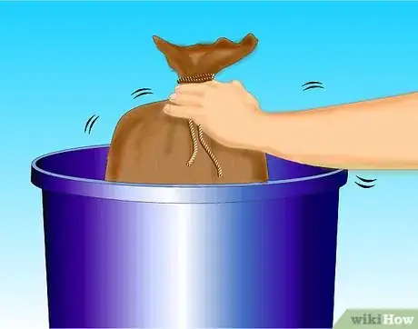 Imagen titulada Add Compost to Plants Step 15
