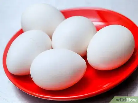 Imagen titulada Fold in Egg Whites Step 1