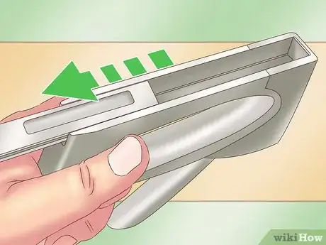 Imagen titulada Refill a Stapler Step 7