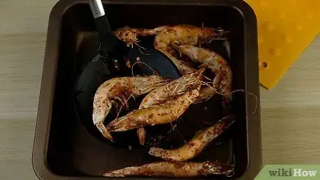 Imagen titulada Cook Frozen Prawns Step 10
