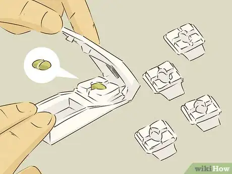 Imagen titulada Cut Pills Step 6