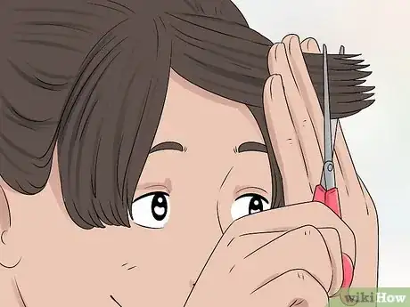 Imagen titulada Razor Cut Bangs Step 28