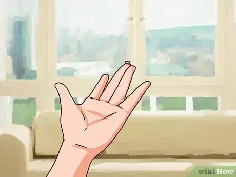 Imagen titulada Remove a Staple from Your Hand Step 2