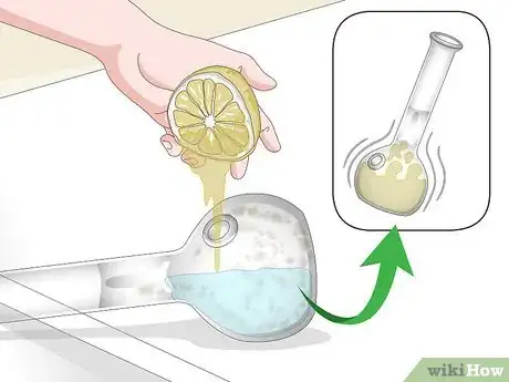 Imagen titulada Clean a Bong Step 10