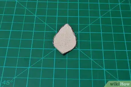 Imagen titulada Make Leather Earrings Step 11
