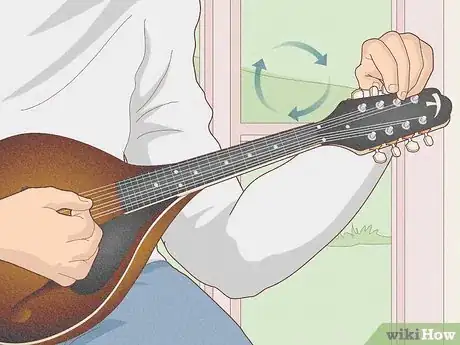Imagen titulada Tune a Mandolin Step 6