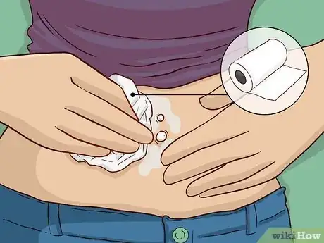 Imagen titulada Clean a Body Piercing Step 4
