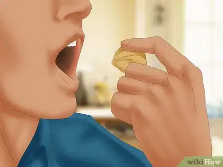 Imagen titulada Eat a Raw Chestnut Step 5