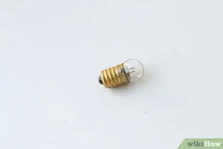 Imagen titulada Make a Homemade Flashlight Step 8Bullet4