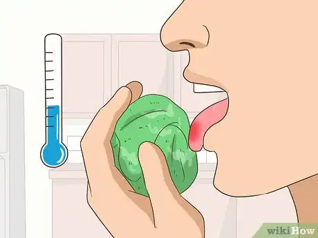 Imagen titulada Reduce Tongue Swelling Step 2