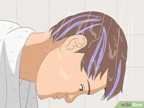 Imagen titulada Dye Hair with Kool Aid Step 19
