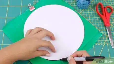 Imagen titulada Make a Beret Step 14
