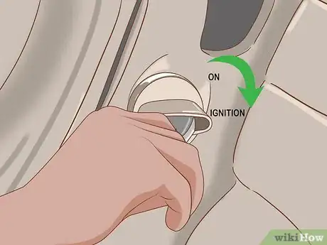 Imagen titulada Program a Car Key Step 11