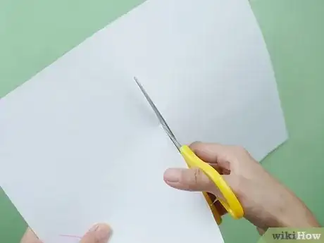 Imagen titulada Cut a Straight Line Step 18