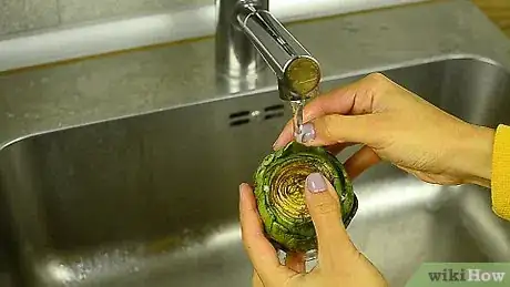 Imagen titulada Cook Artichokes Step 4
