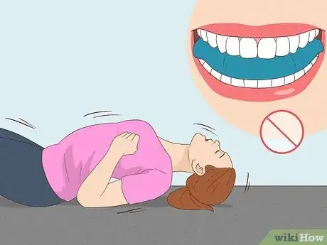 Imagen titulada Heal a Bitten Tongue Step 22
