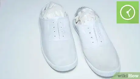 Imagen titulada Clean White Vans Shoes Step 10
